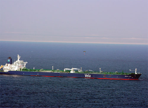 Parachuted ransom for the VLCC Sirius Star